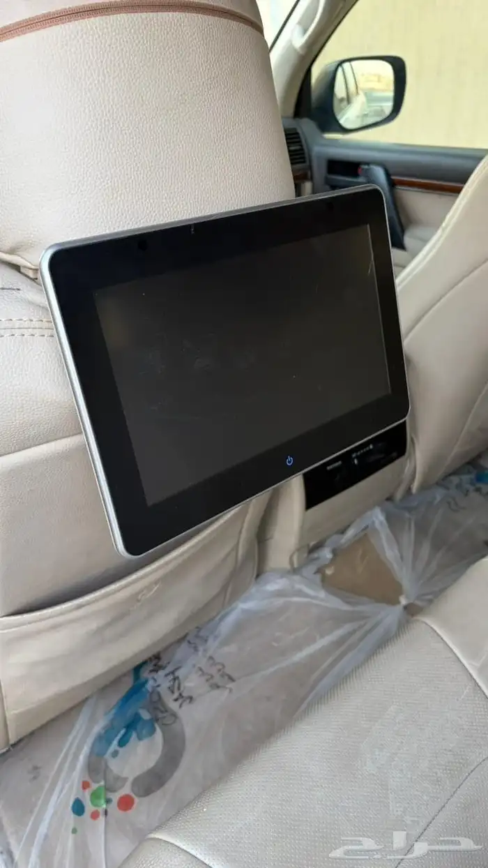 لاندكروزر 2018 نضيف 9