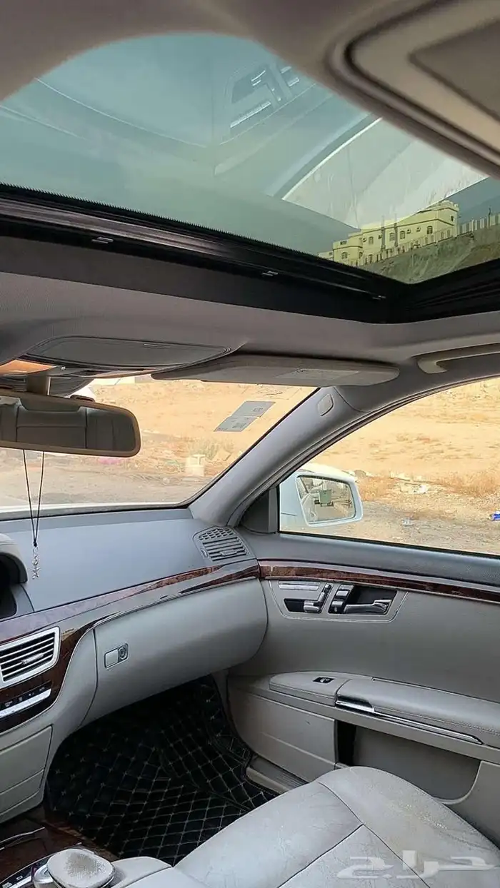 مرسيدس بانوراما 2011 لؤلؤي نظيف 23