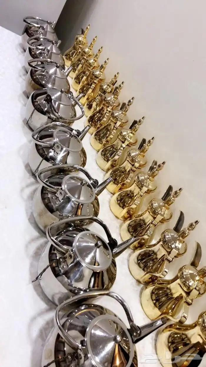 قهوجين وصبابين رجال ونساء. في شرقيه 4