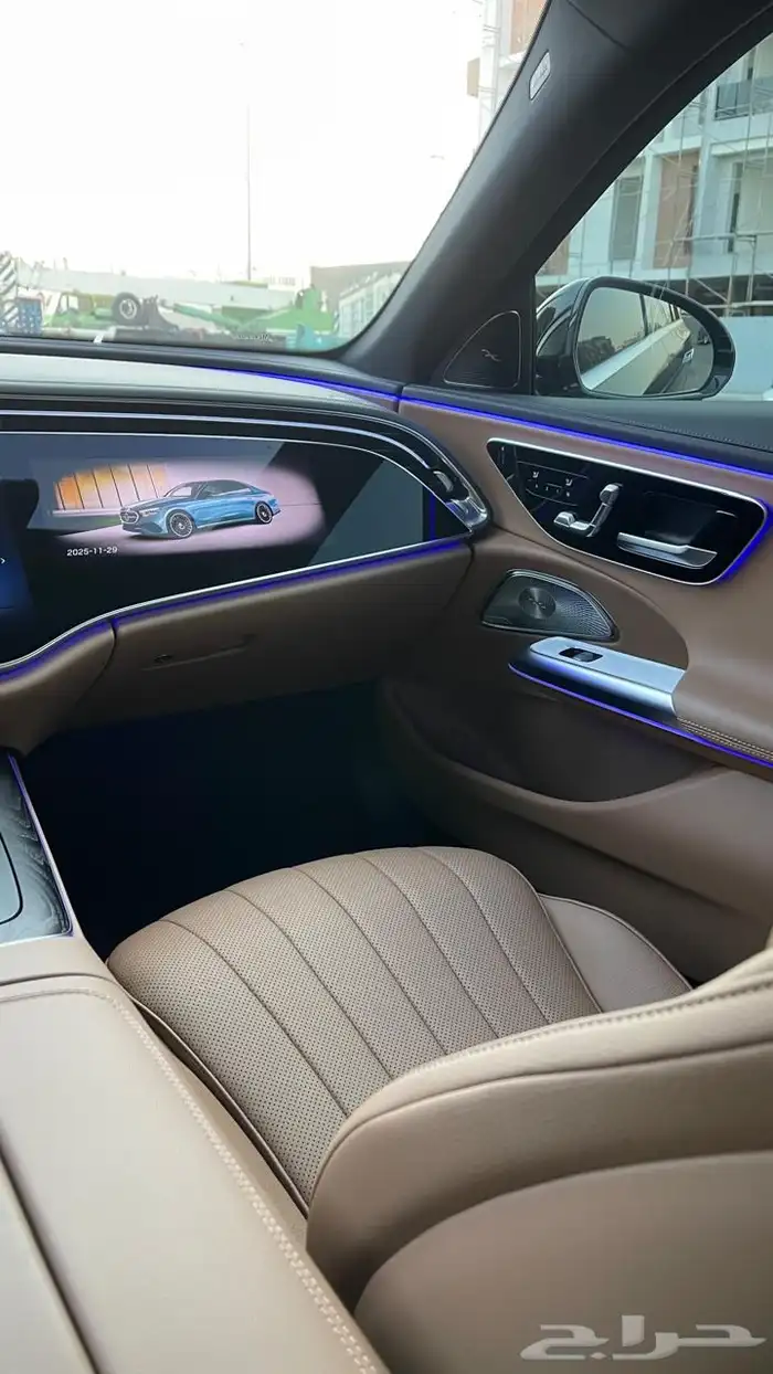 مرسيدس E300 25