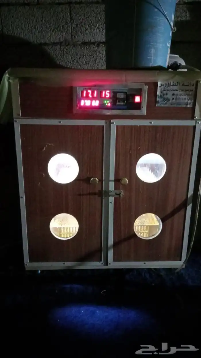 فقاسه تماتيك نضيفه تشيل 180 تقريباء 1