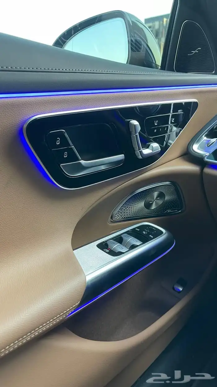 مرسيدس E300 24