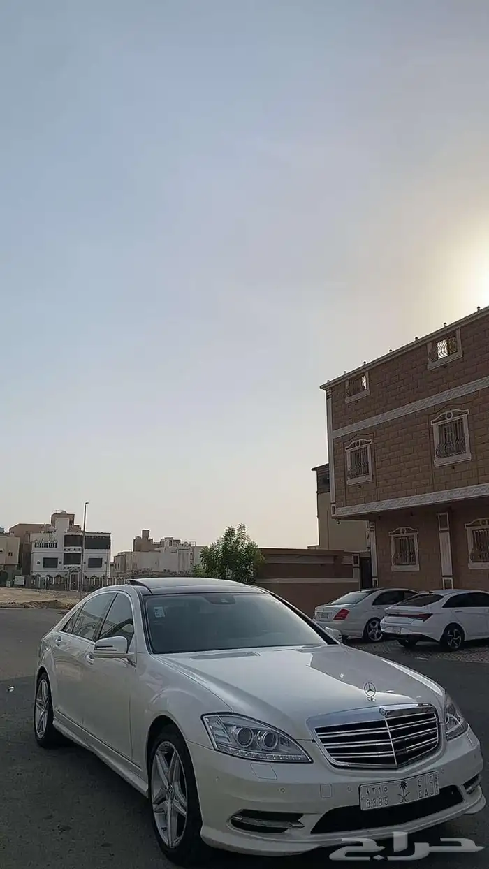 مرسيدس بانوراما 2011 لؤلؤي نظيف 0