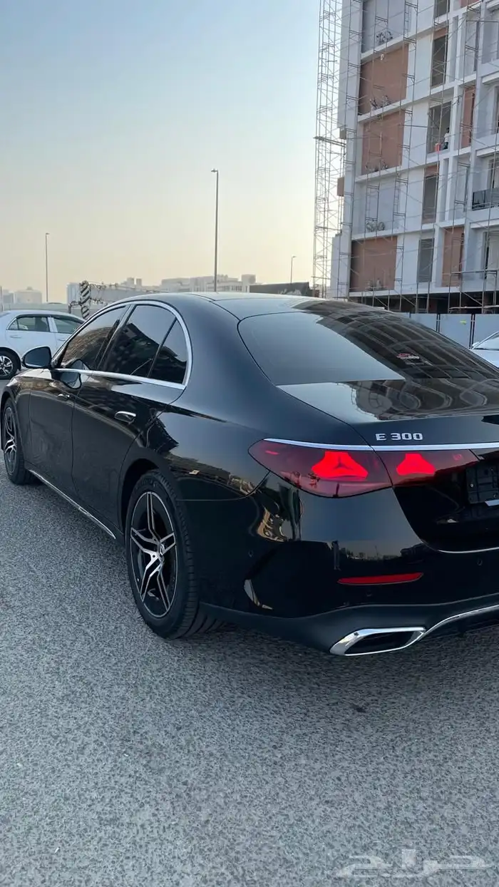 مرسيدس E300 10