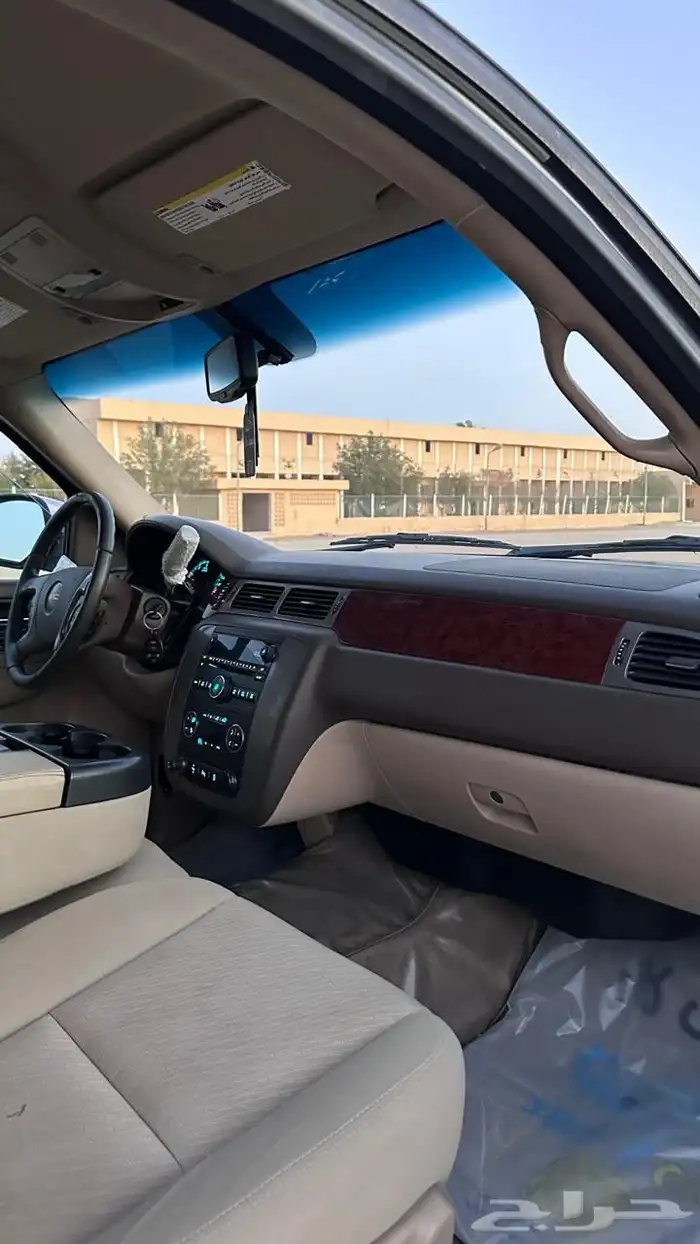 للبيع يوكن 2013 سعودي 21