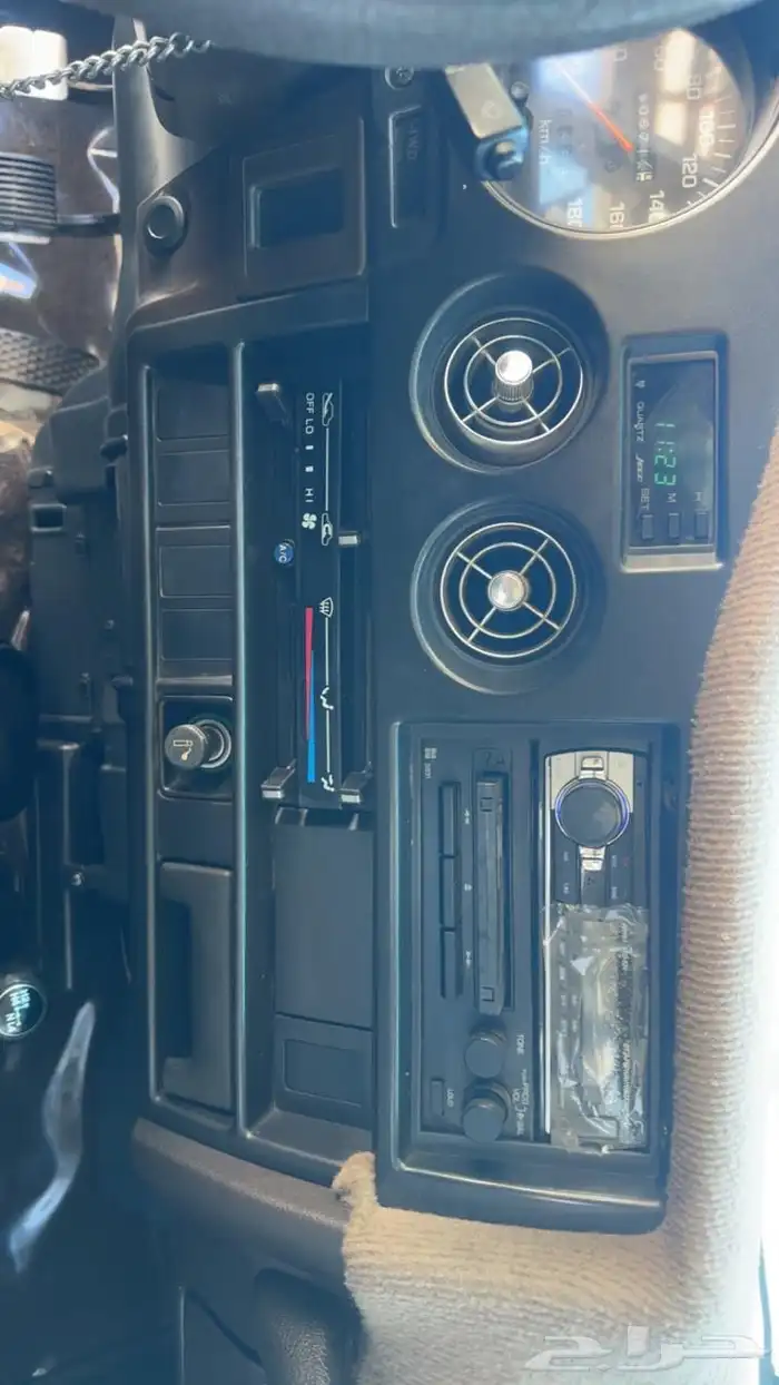 للبيع صالون موديل 89 G 15