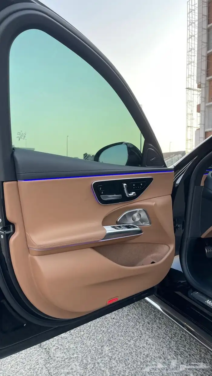 مرسيدس E300 18