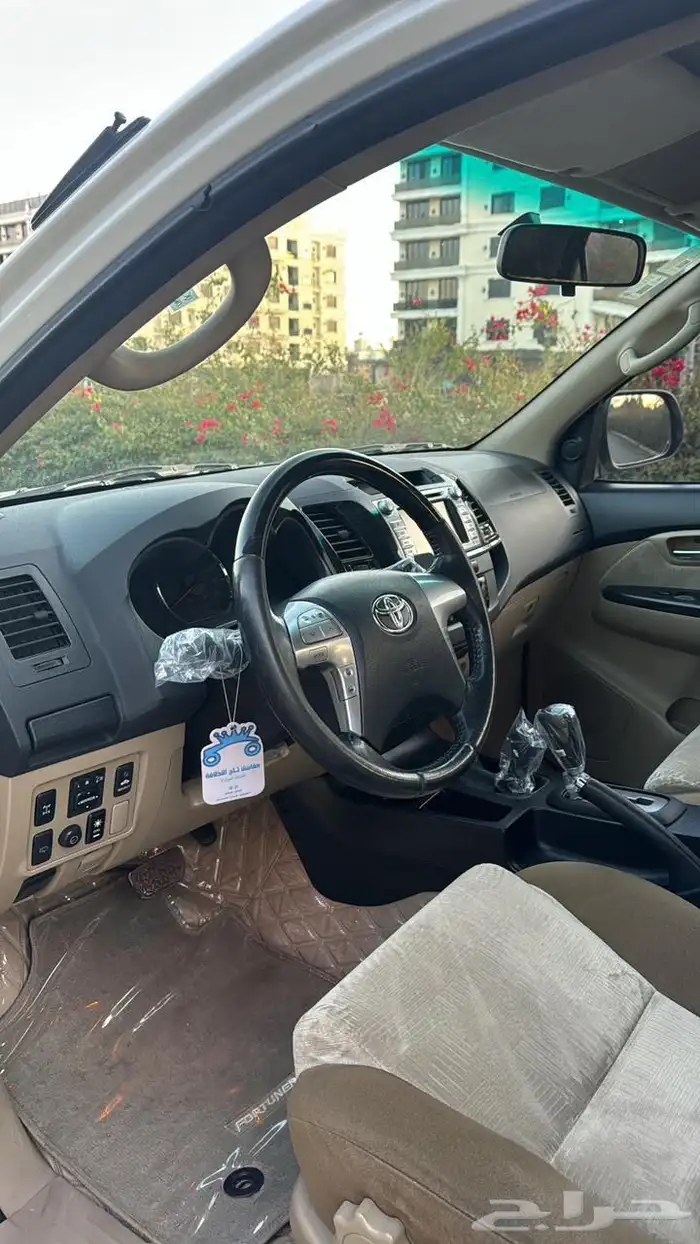 فورتشنر 2015 ستين عام 6 سلندر وكاااله 11