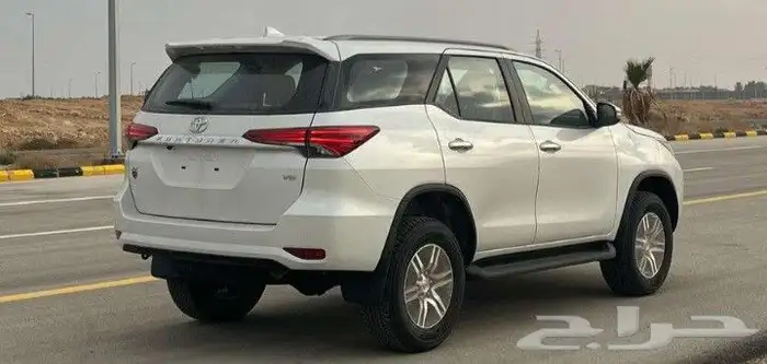 تويوتا فورتشنر بنزين 2025 VX1 متوفر بالاقساط 4