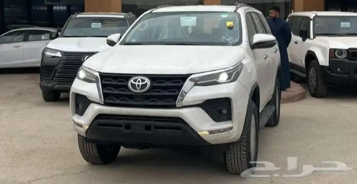 تويوتا فورتشنر بنزين 2025 VX1 متوفر بالاقساط 0