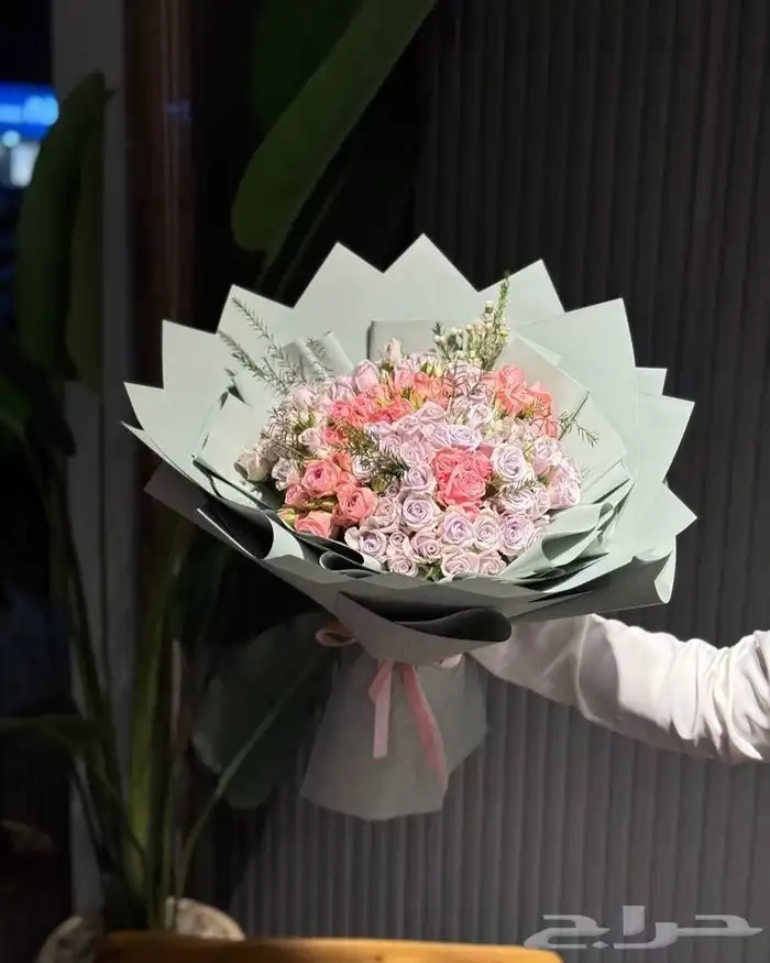 مندوب هدايا متسوق شخصي 4