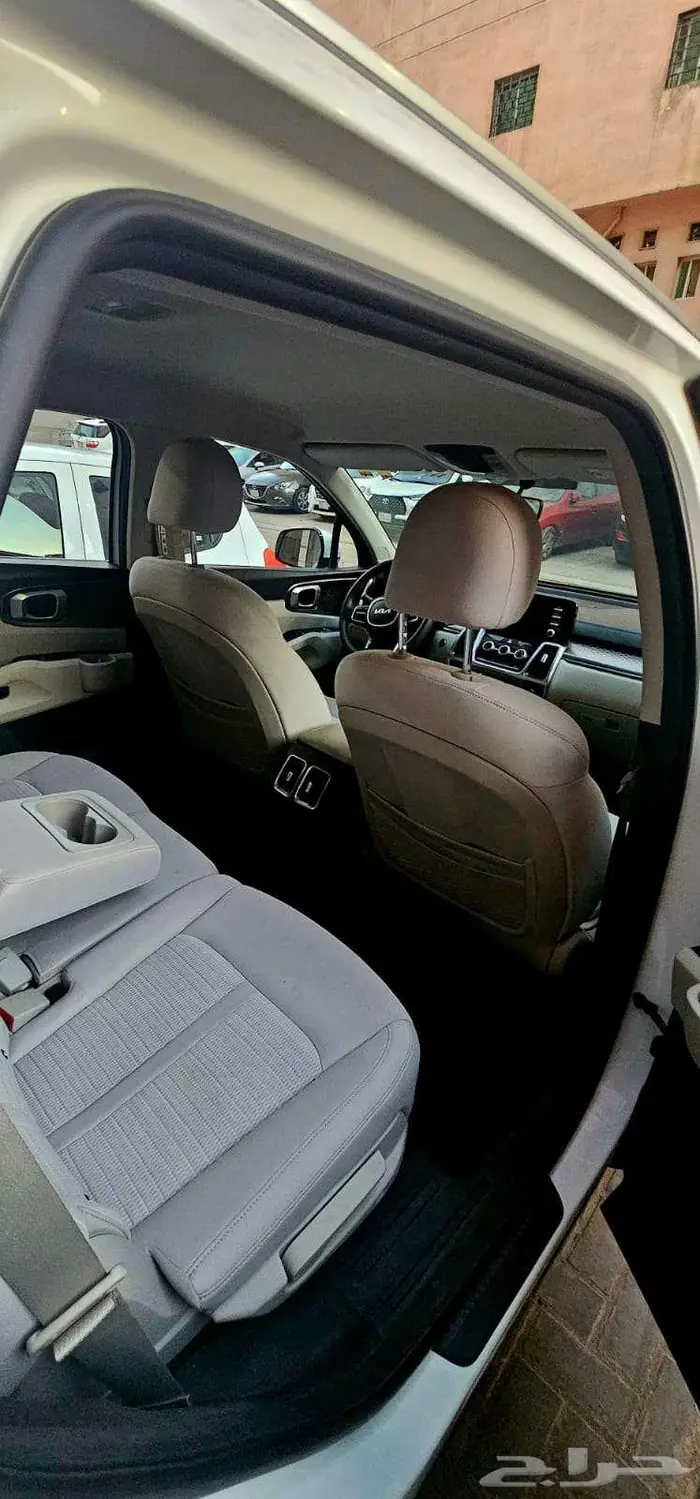 كيا سورينتو 2023 MQ4 LX AD 3