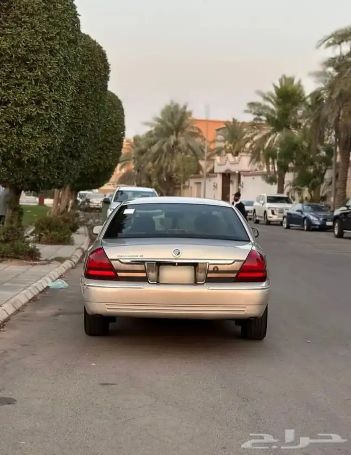 فورد ماركيز 2010 للبيع او البدل المناسب 1