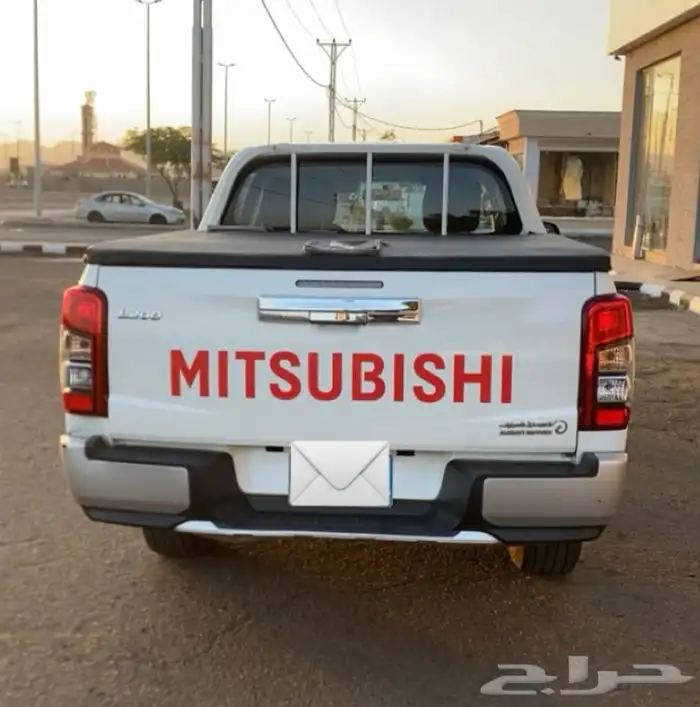 L200 مستوبيشي 3