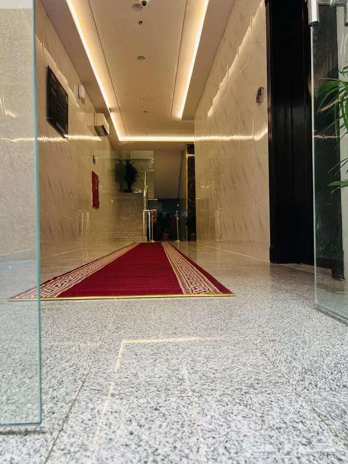 شقة مؤثثة للايجار الشهري 2