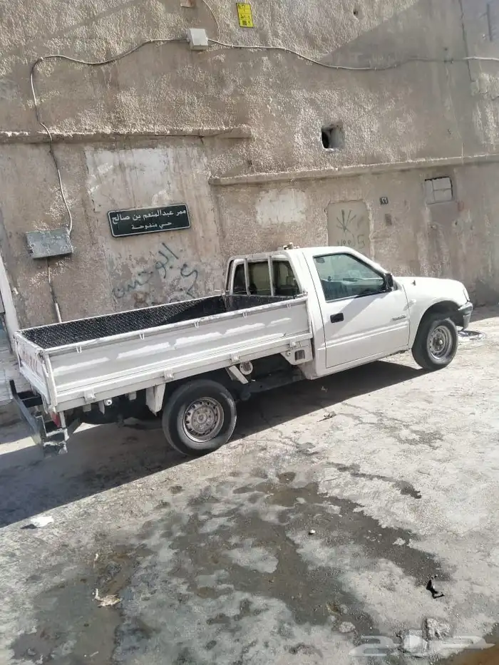 سياره ايسوزو 0