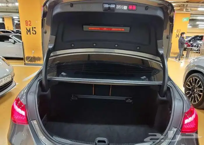 مرسيدس C200 2025 الميموني للاستيراد من كوريا 10