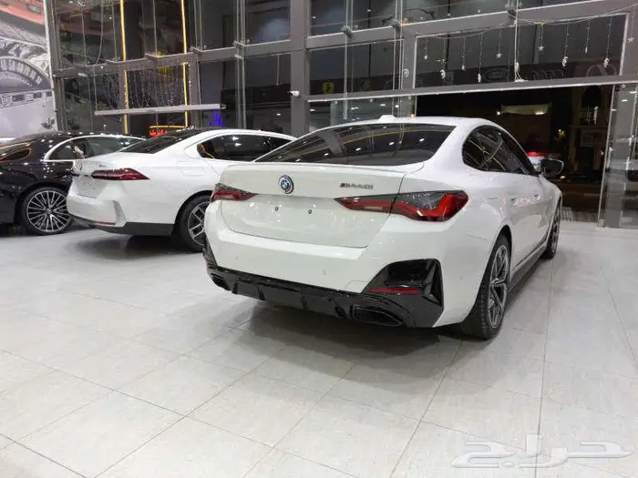 بي ام دبليو - الفئة الرابعة 2024 - 420i M kit 10