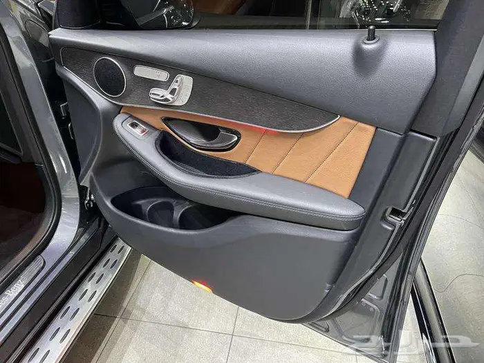 مرسيدس - جي ال سي 300 - 2020 GLC 300 25