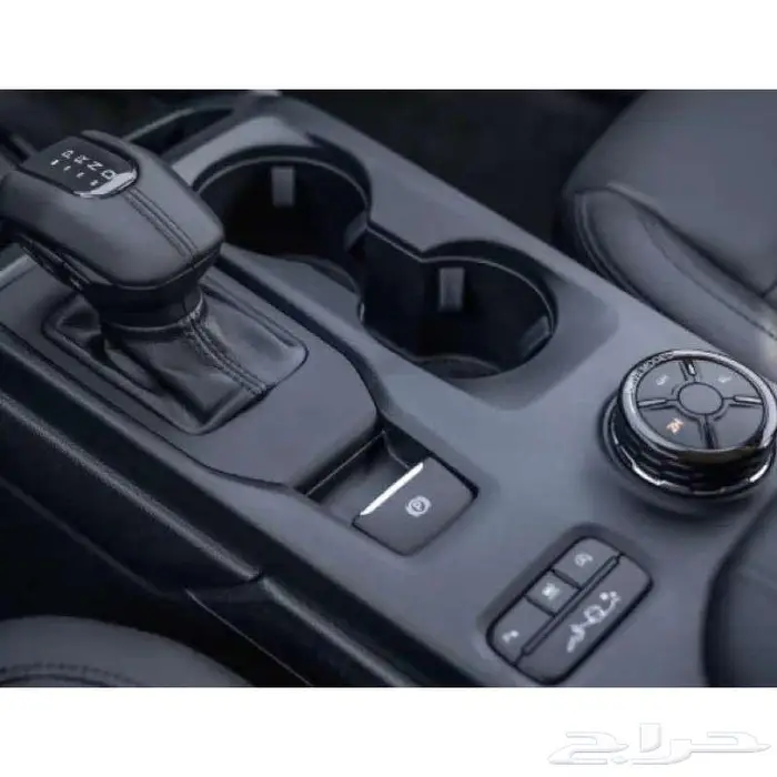 فورد ايفرست XLS موديل 2025 16