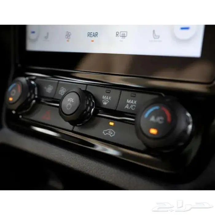 فورد ايفرست XLS موديل 2025 17