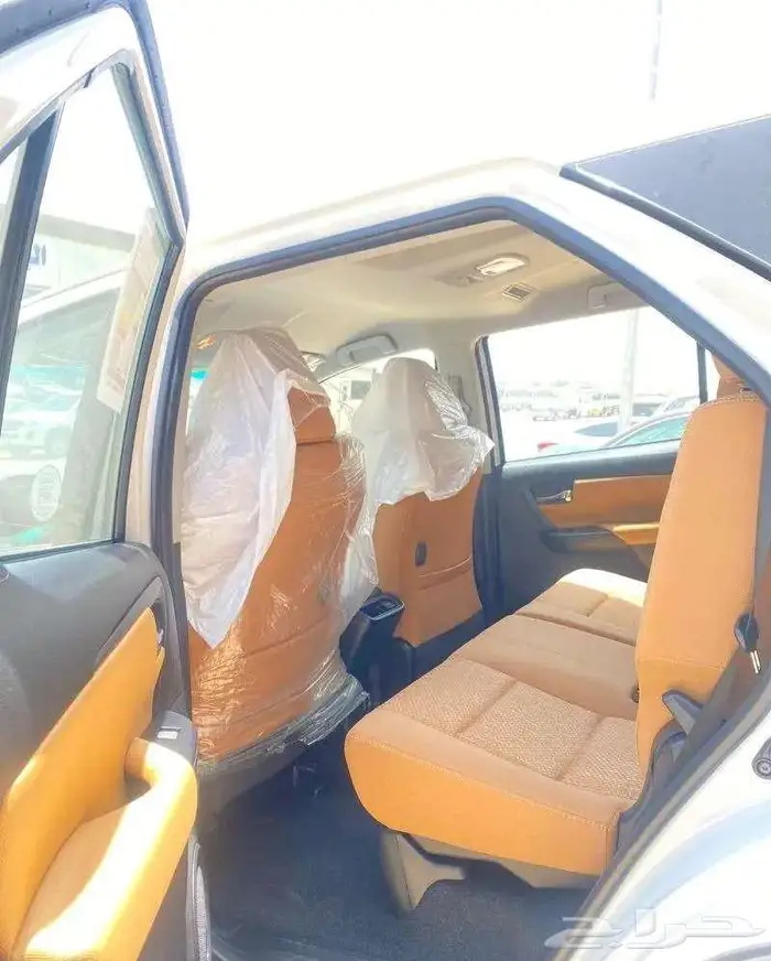ويوتا فورتشنر دبل ديزل موديل 2025 11