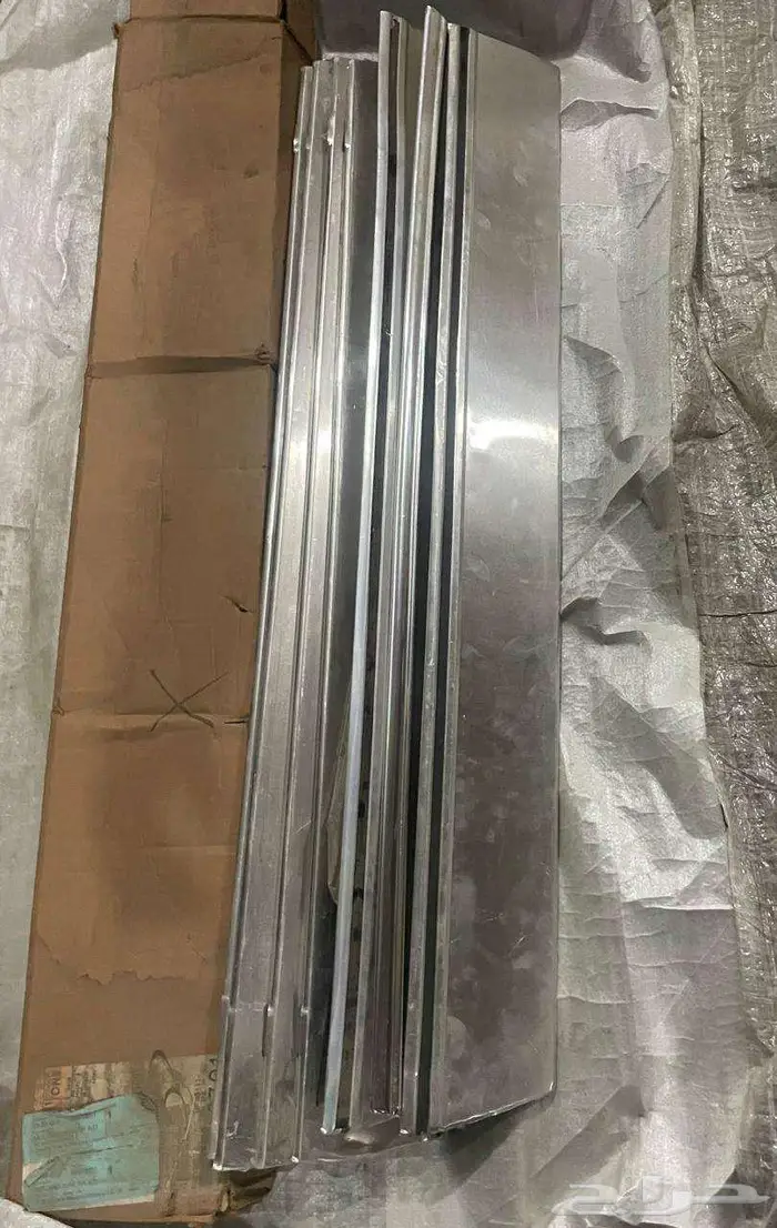 للبيع جميع ازياق السيارات الامريكيه الكلاسيك 1