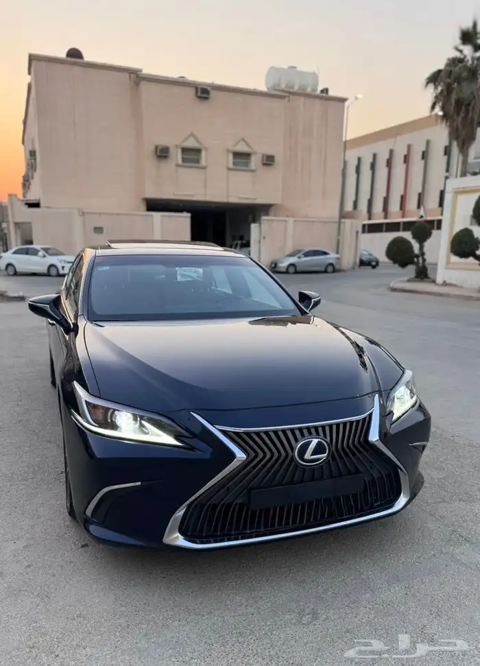 لكزس ES300 هايبرد 0