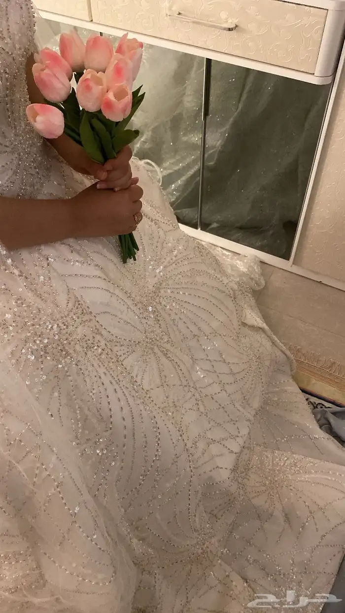 فستان عروس للإيجار فقط بسعر 1500 2