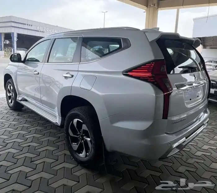 ميتسوبيشي مونتيرو 2025 سبورت بنزين فل ونص فل 2