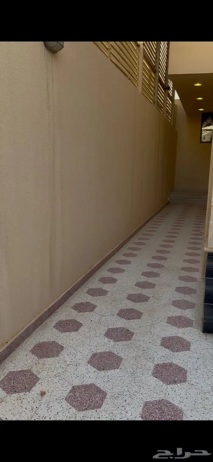 للبيع دبلكسات بحي فجر بحائل 1