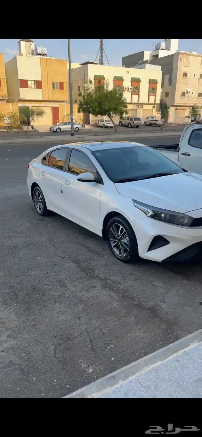 كيا سيراتو 2022 2