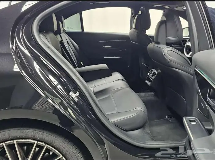 مرسيدس C300 2024 استيراد كوريا 10