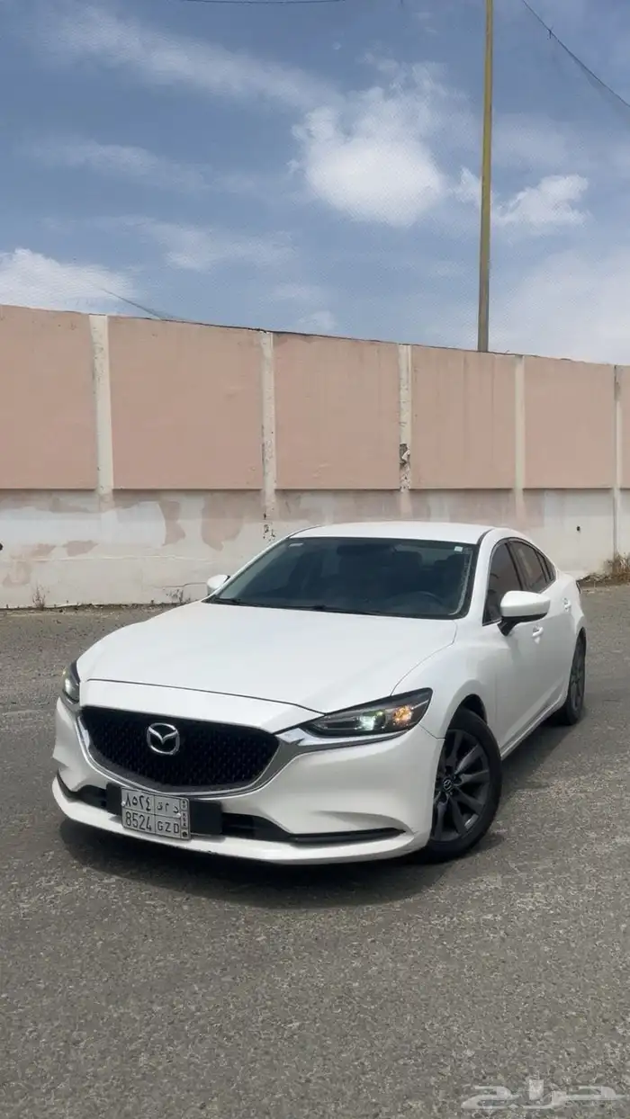 مازدا6 الممشي148اللون ابيض الداخليه بيج نظيف جدا 6