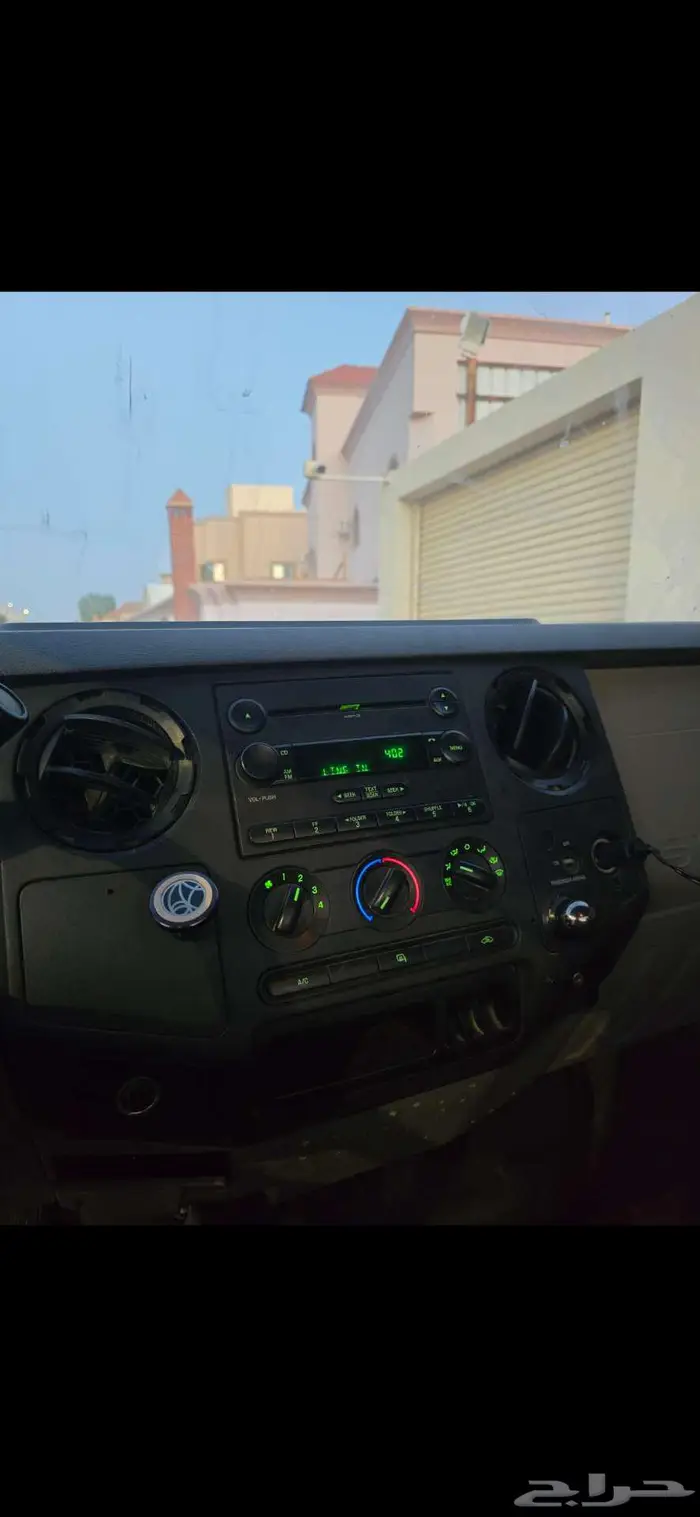 للبيع f250 بنزين 11