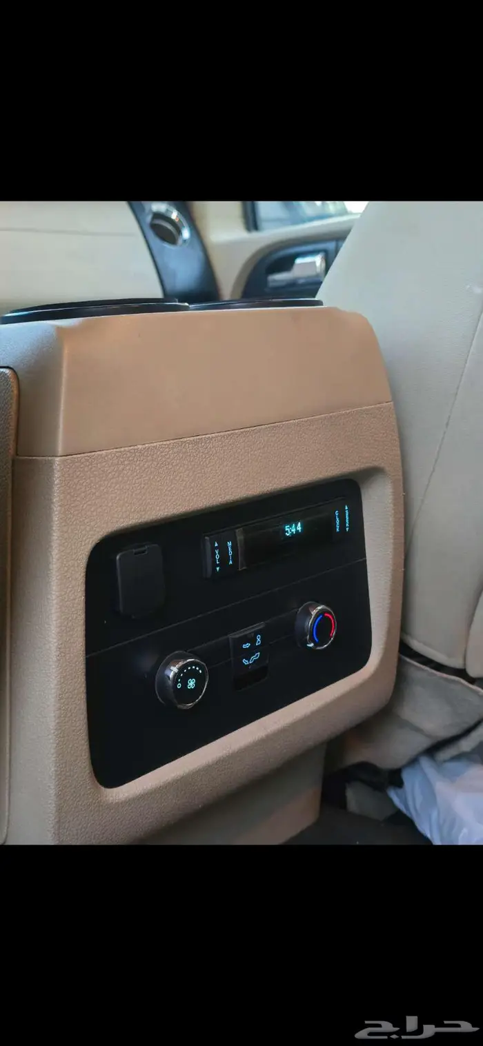 للبيع فورد اكسبدشن 2016 دبل 8