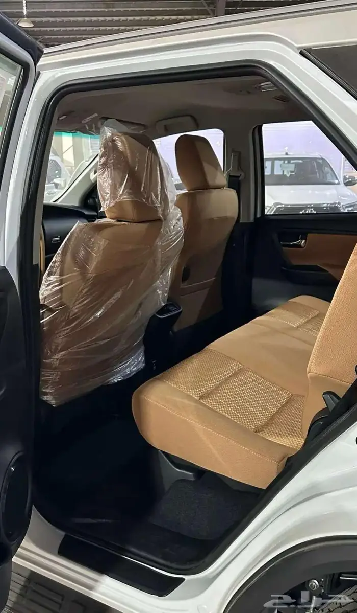 ويوتا فورتشنر دبل ديزل موديل 2025 18