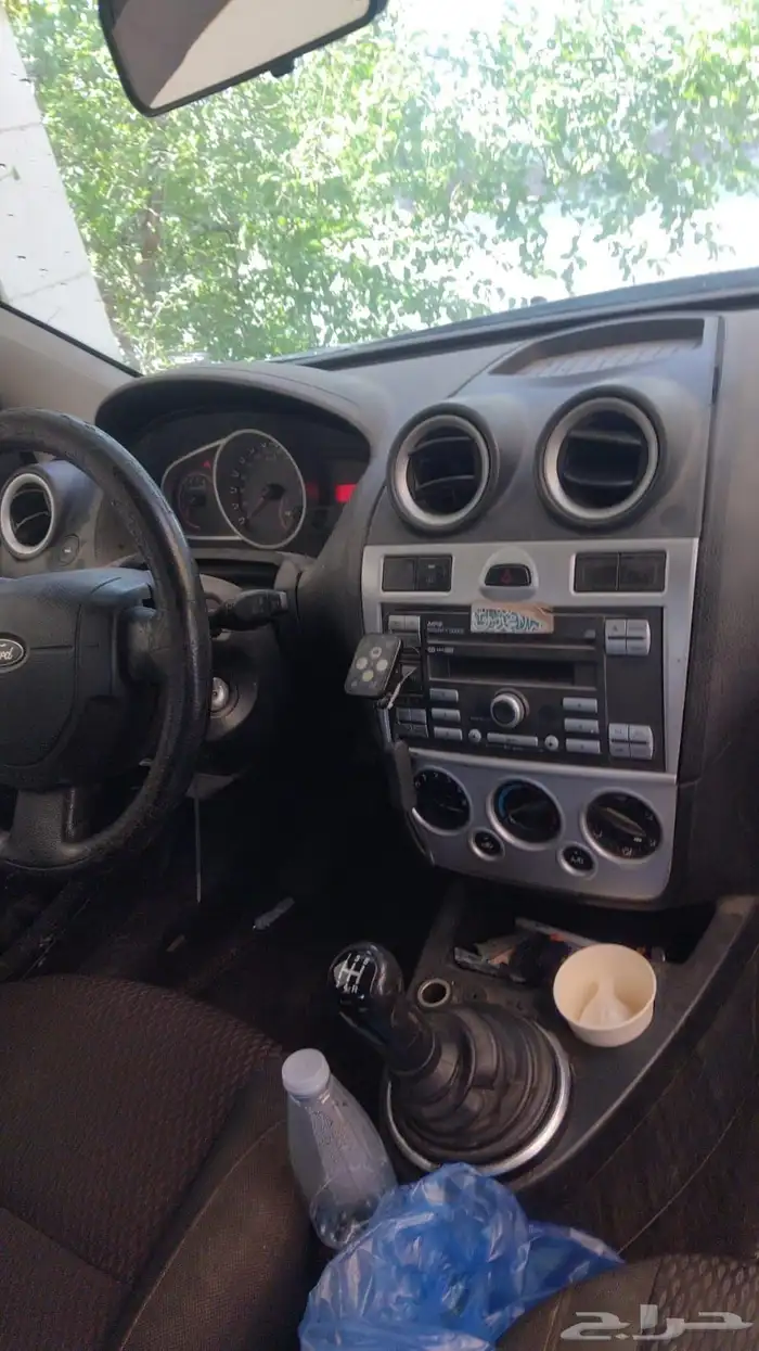 للبيع فورد فيجو 2012 . ماشية 195000 . استمارة منتيهية . 4