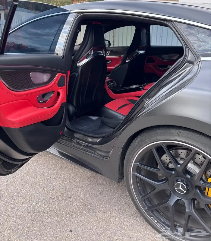 Mercedes - amg gt 11