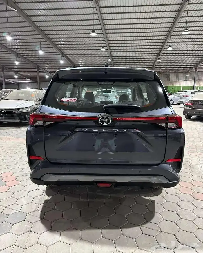 تويوتا فيلوز GLX بنزين 2025 10