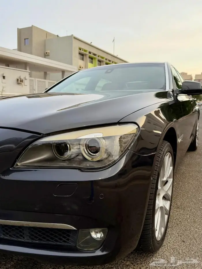 للبيع BMW 740 Li نظيف جدا 2012 فل كامل مصين جاهز 5