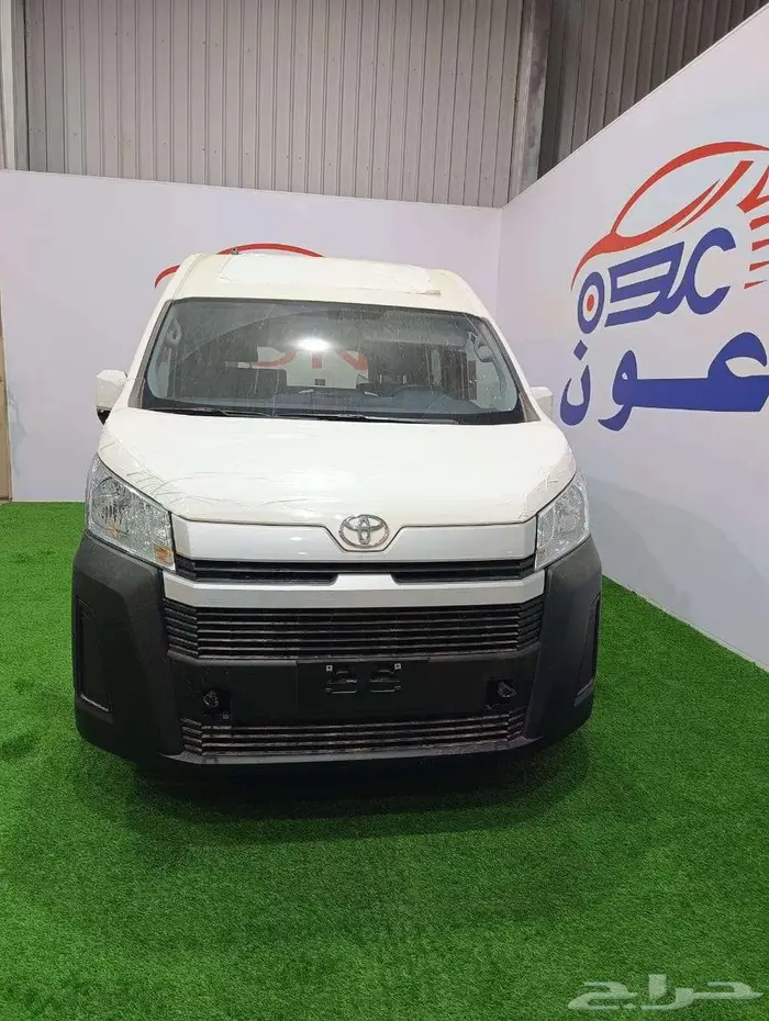 تويوتا هايس فان بضاعة ديزل سقف عالي جير اتوماتيك 2026 0