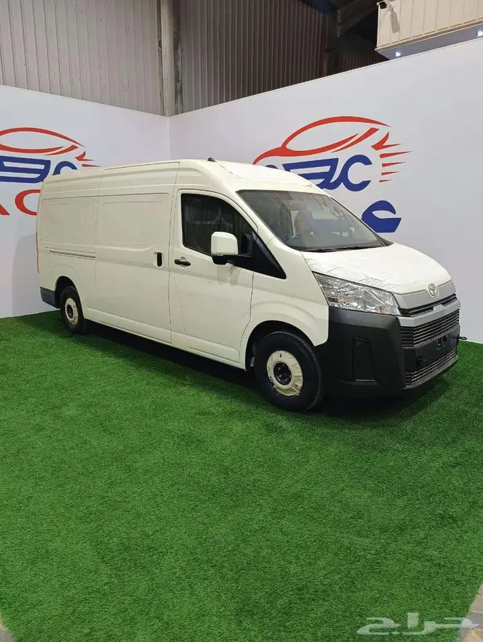 تويوتا هايس فان بضاعة ديزل سقف عالي جير اتوماتيك 2026 5