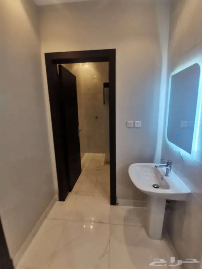 ملحق مع السطوح الفلاح حي الحمدانية 1