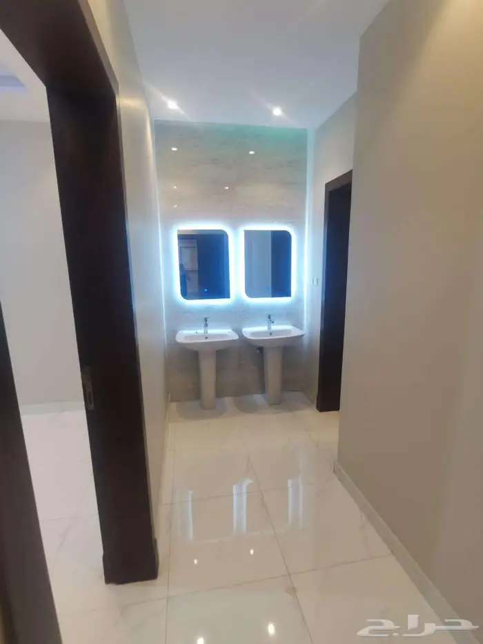 ملحق مع السطوح الفلاح حي الحمدانية 8