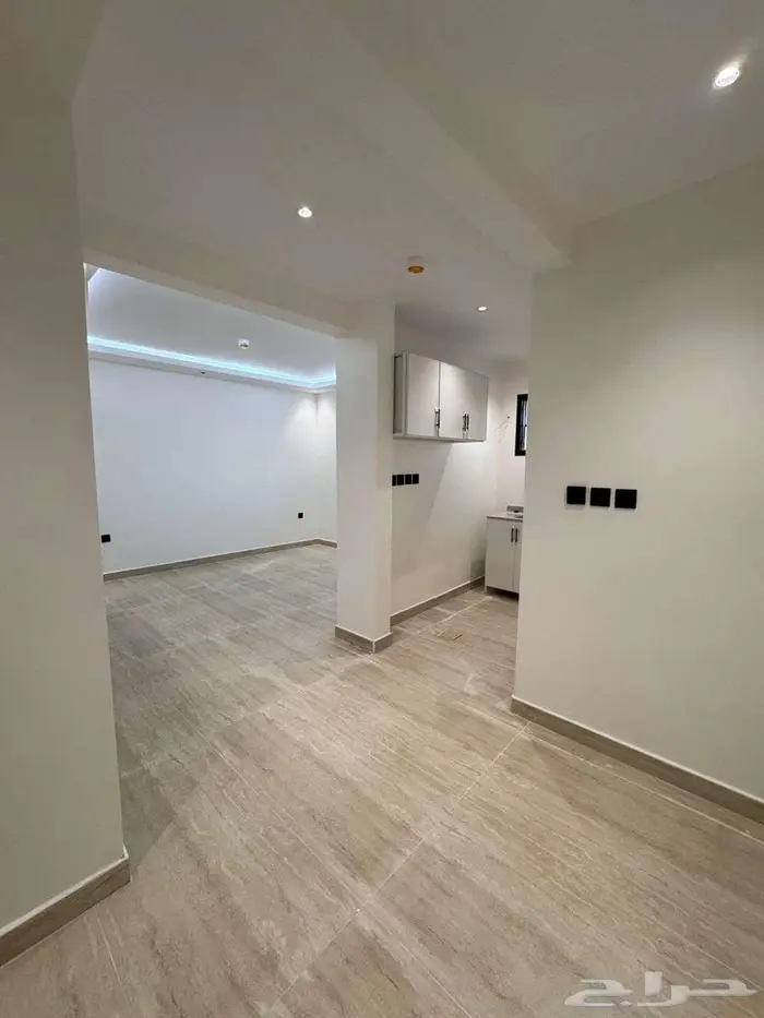 عمارة سكنية مناسبة لسكن الموظفين في حي العريجاء 2