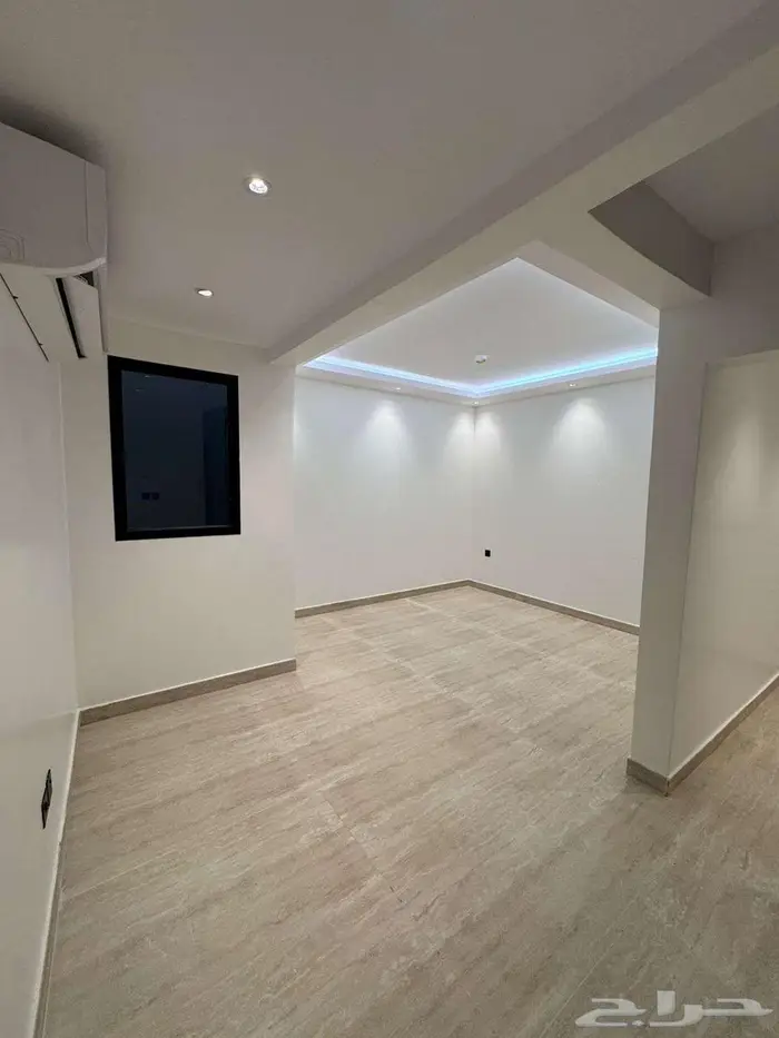 عمارة سكنية مناسبة لسكن الموظفين في حي العريجاء 6