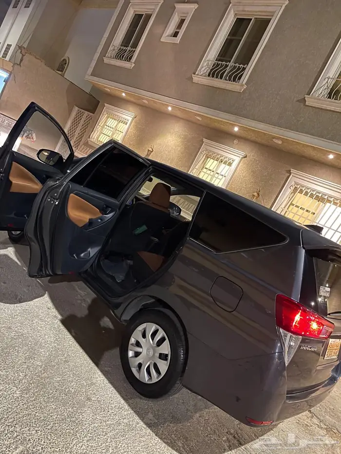 تويوتا أنوفا 1