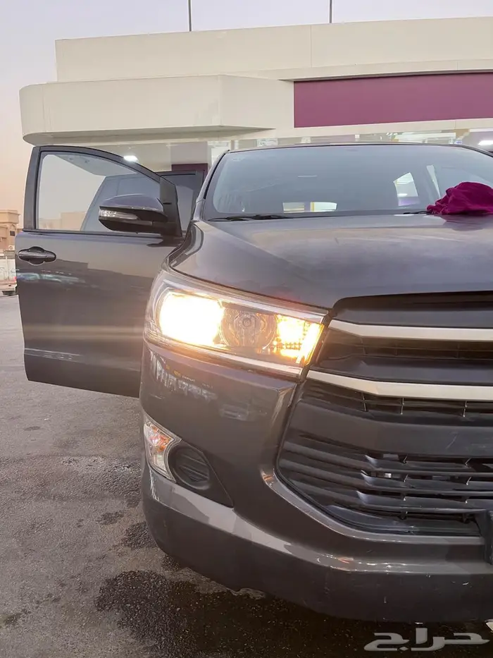 تويوتا أنوفا 13