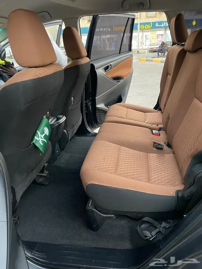 تويوتا أنوفا 18